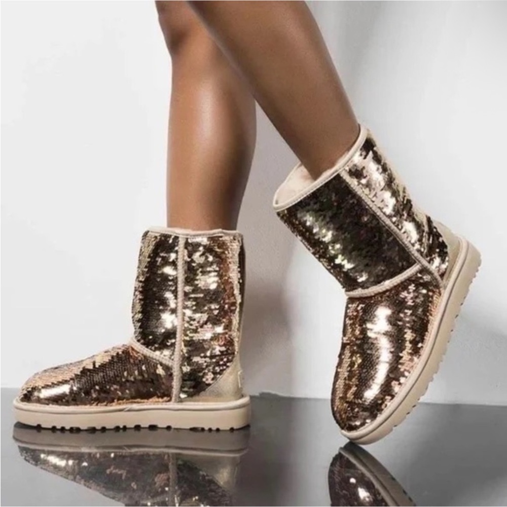 UGG Classic Short Sparkle Sequins Boots 3353 Bronze Gold Metallic Size 10